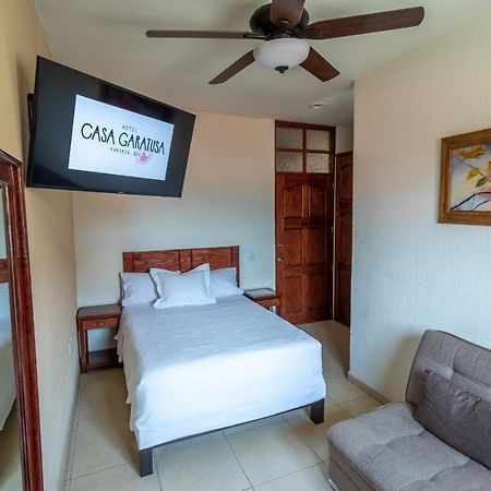 Hotel Casa Garatusa Yuriria Exterior foto